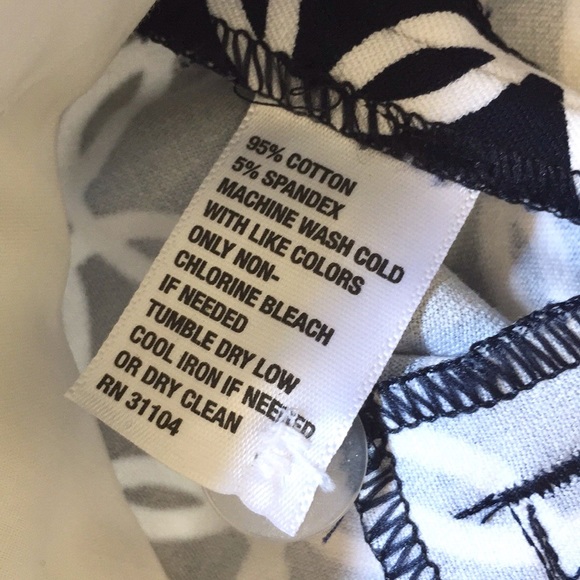 Crown & ivy Geo Print Ankle Length Trousers - Picture 9 of 10